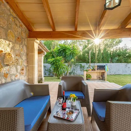 Llosia By Sunvillas Mallorca 波连斯萨